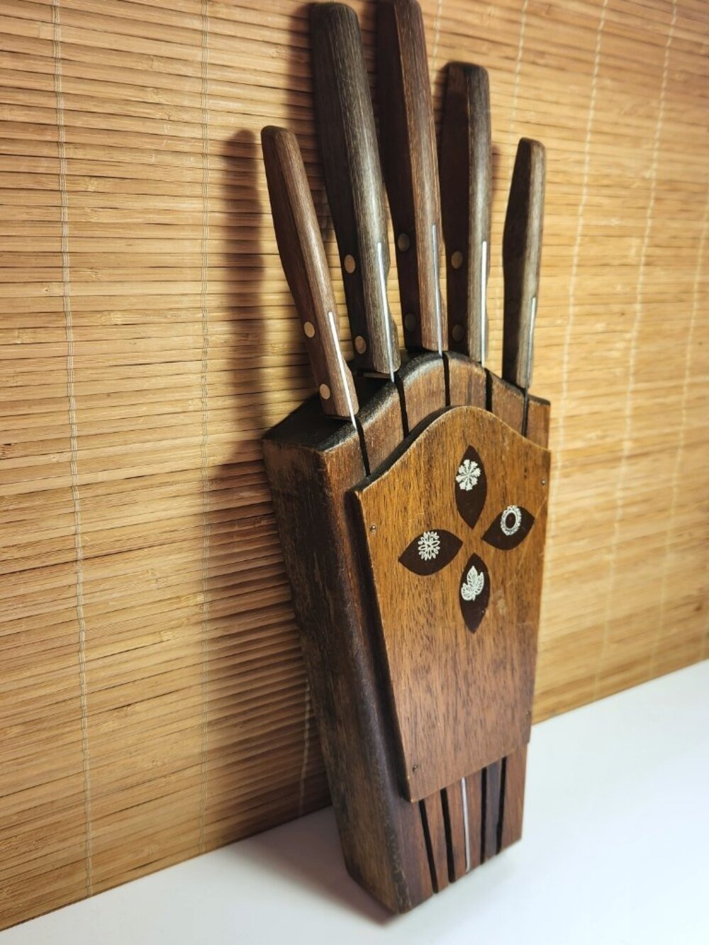 Vintage Imperial Japan Knife Block Hand Carved Inlaid Wood Wall Set 1960s MCM - Picture 3 of 11